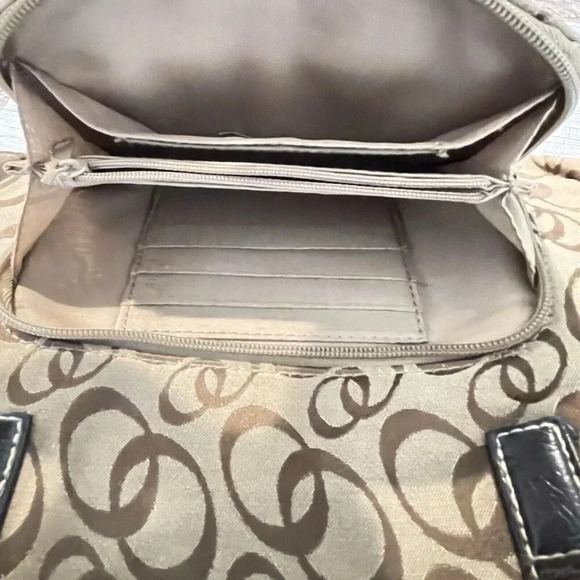 Brown Purse Leather Strap Handbag Medium Sized - Picture 7 of 10